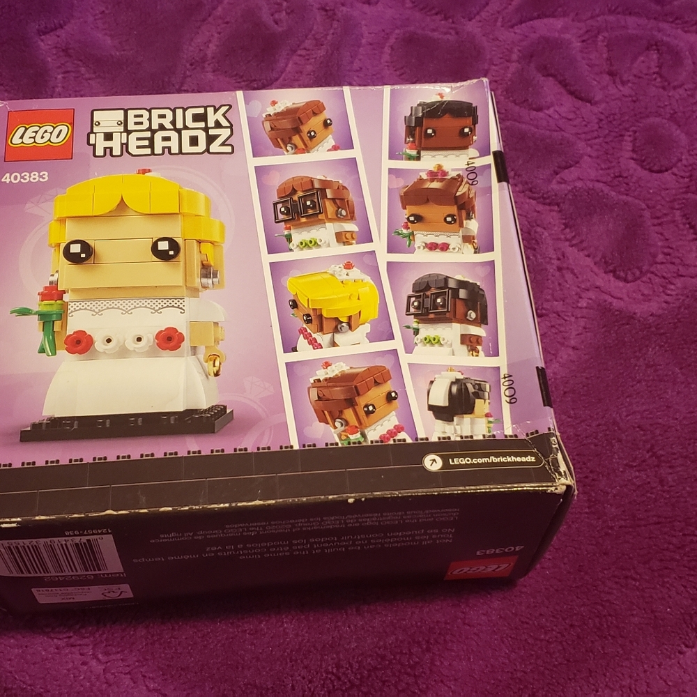Lego - Picture 2 of 5